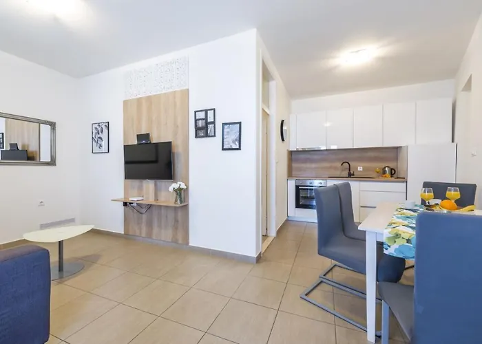 Tinker Bell Apartment
